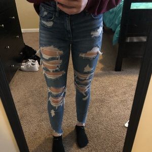 American Eagle Ripped Blue Jeans